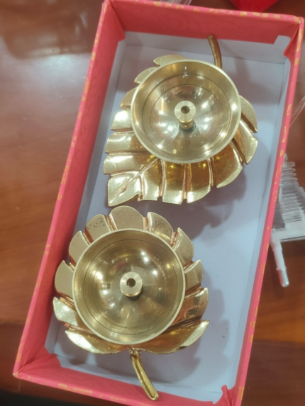 🪔  Brass Leaf Design Diya (Set of 1)  – 2 Peace Elegant Diwali Decor 🪔